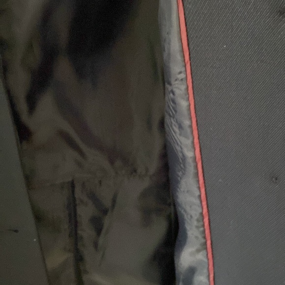 Vintage Talbots Navy Wool Blazer with Military Crest Made in Hong Kong. Petite 6 - Picture 9 of 12